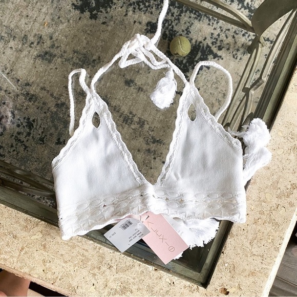 Alexis Top Buras Crochet Knit Cropped Tassel Tie Halter Open-Back White S NWT - Picture 2 of 11